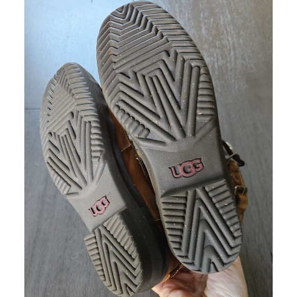 Ugg Brown Leather Cecile Duck Boots Waterproof size 6.5 Outdoors Hiking Gorpcore - Picture 6 of 8